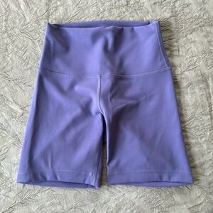 Wonder Train High Rise Short 6”